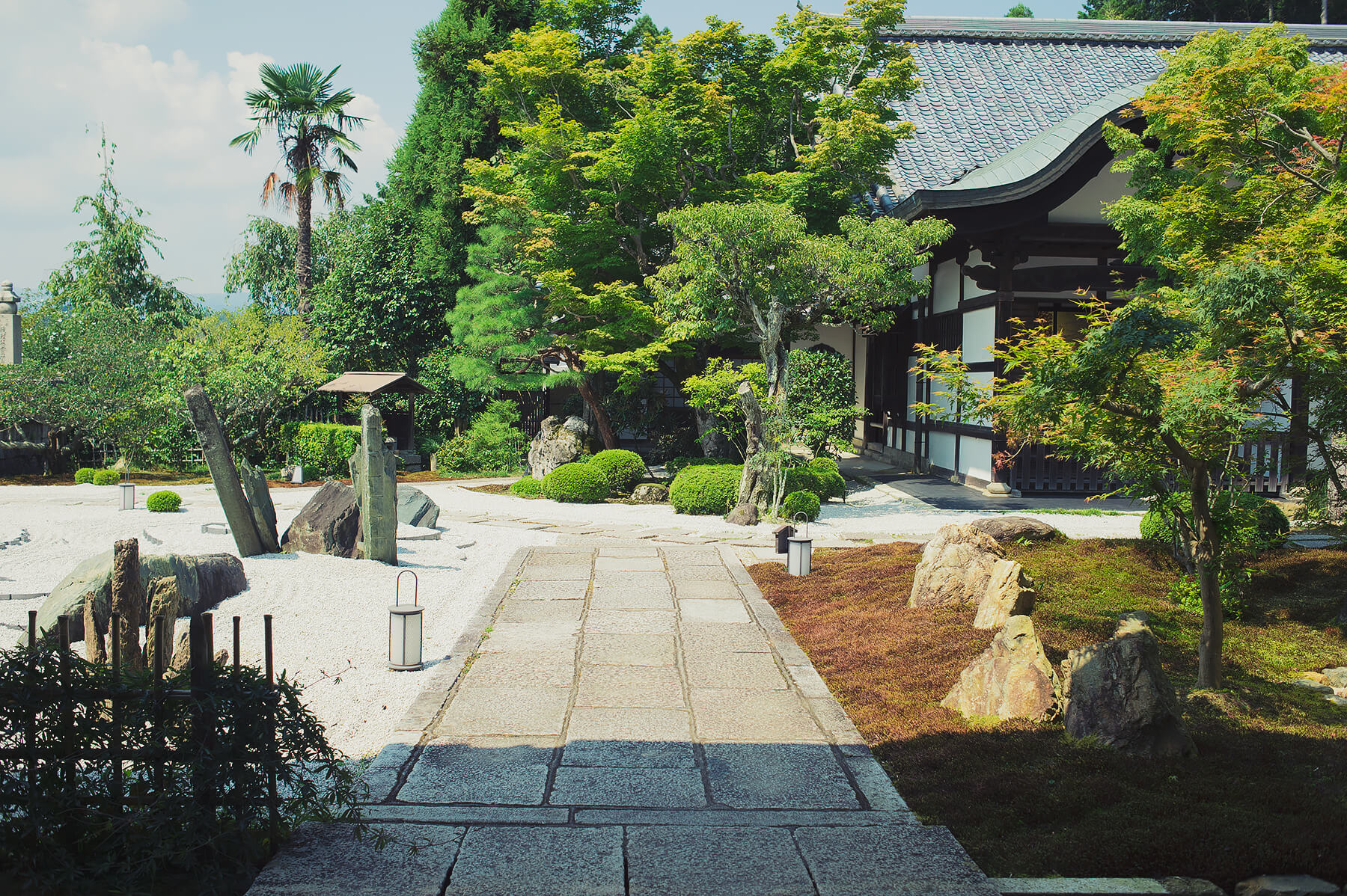 
          京都「圓光寺」の庭園写真9
      