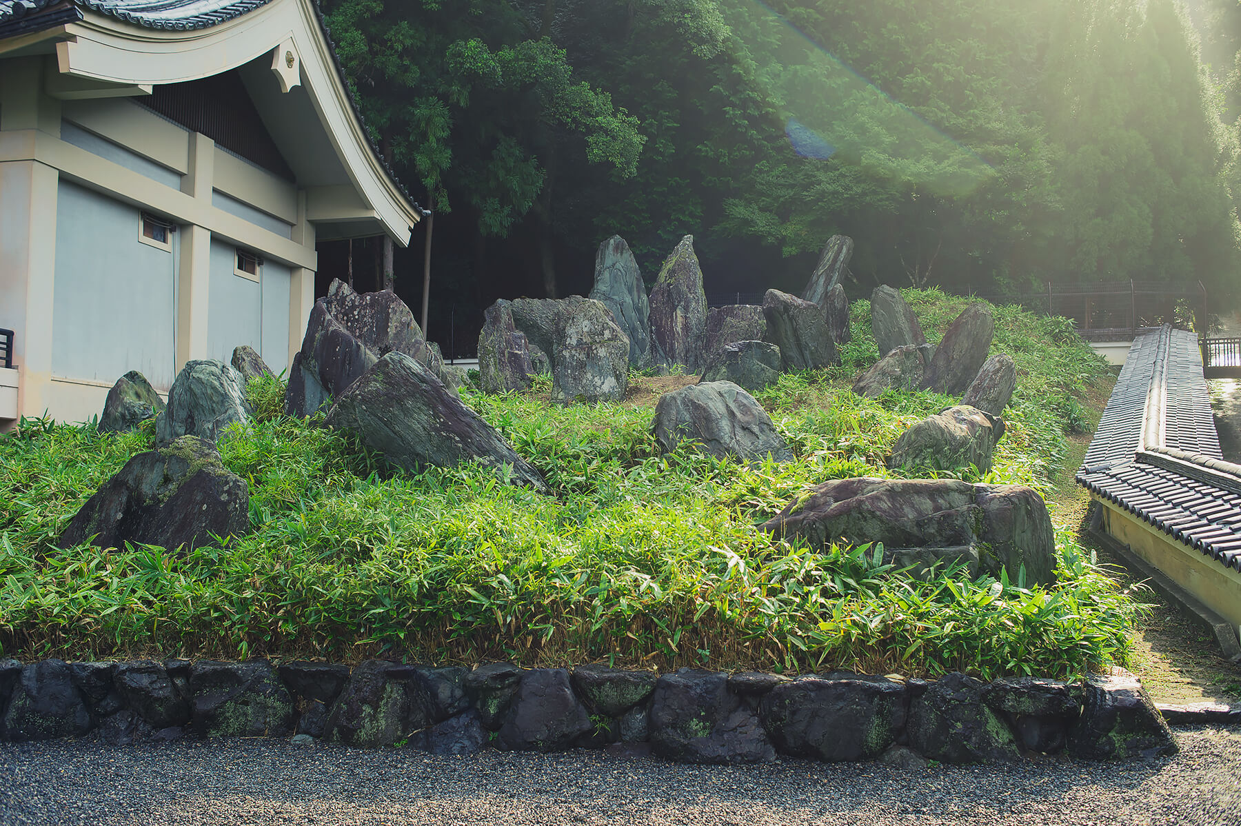 
          Garden photo of the Matsuo-taisha 4
      